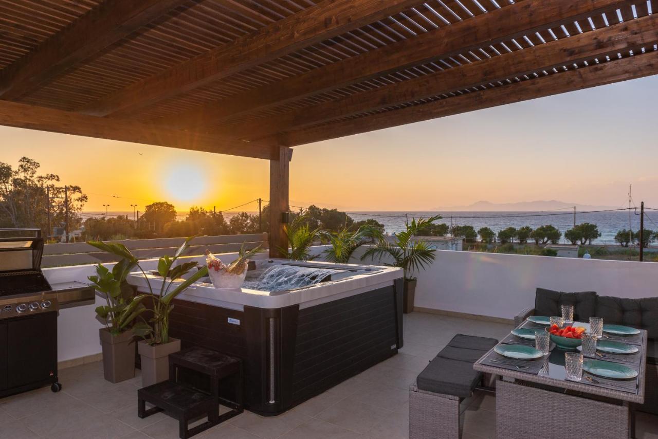 Odyssea Top View & Hot Jacuzzi Front Beach Kremastí Esterno foto